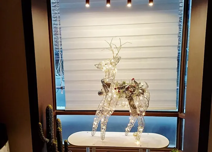 강남 중심 한옥감성 3room빌라 9호선 신논현역 Apartment