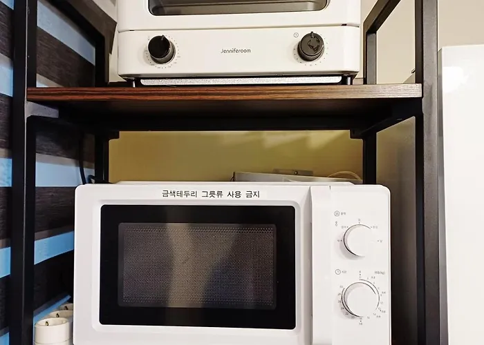 Apartment 강남 중심 한옥감성 3room빌라 9호선 신논현역